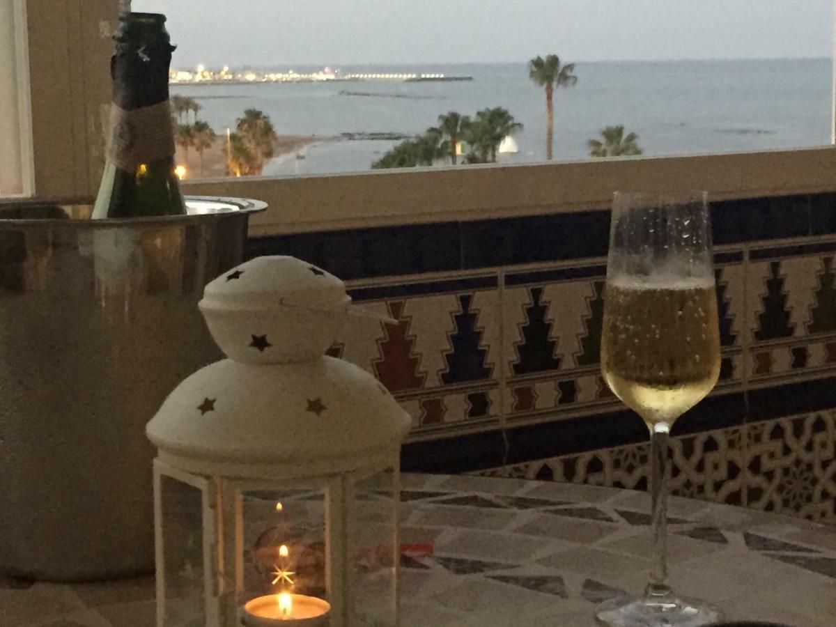 Luxury Beachfront In Costa Appartement *